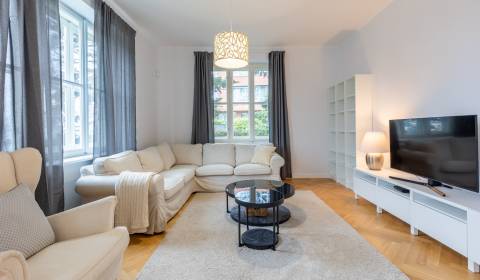 Unique 2bdr apt 101m2, with A/C and with the atmosphere under Slavín