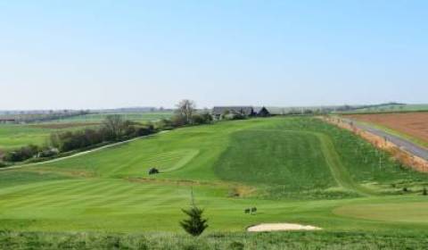 SALE of lucrative land near the RED OAK Nitra Golf Course
