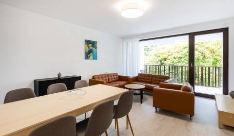 Rent Three bedroom apartment, Three bedroom apartment, Kalinčiakova, N