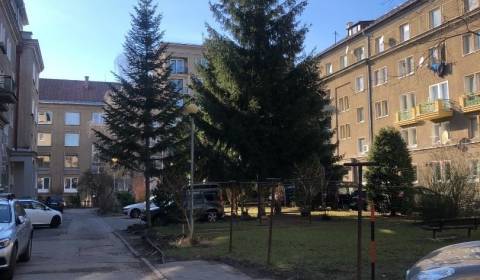 Searching for One bedroom apartment, One bedroom apartment, Sídlisko, 