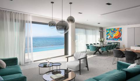 Luxury 6-Bedroom beachfront villa Punta 1A in Croatia