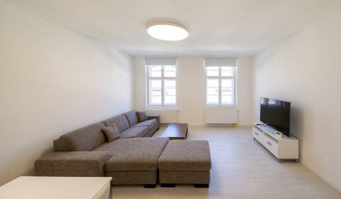 Beautiful 1,5bdr apt, 64 m2, with air coniditioning, city center