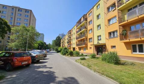 Searching for Three bedroom apartment, Three bedroom apartment, Hliny 
