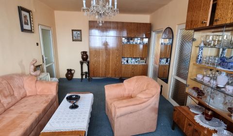 Rent Two bedroom apartment, Two bedroom apartment, Nové Zámky, Slovaki