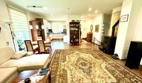 Sale Family house, Family house, Dvory nad Žitavou, Nové Zámky, Slovak