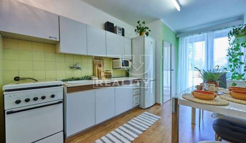 TUreality ponúka na predaj veľký 2i byt - Bratislava-Ružinov - 68 m²
