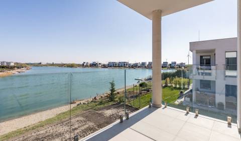 3-BDR APARTMENT NEAR LAKE, balcony, beautiful view, 1.floor, A3TOP3