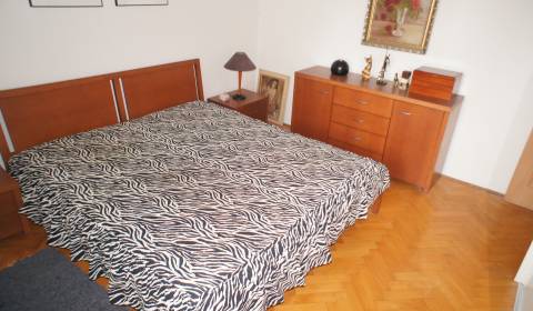 Sale Three bedroom apartment, Three bedroom apartment, Československýc