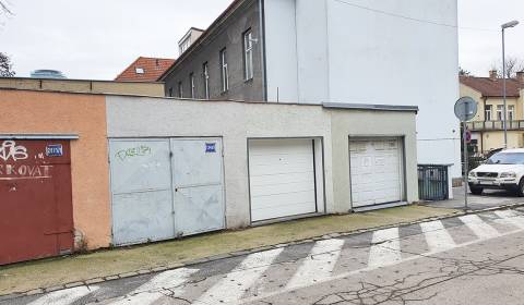 Rent Garage, Garage, Leškova, Bratislava - Staré Mesto, Slovakia