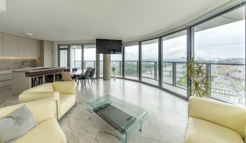 Unique 2bdr apt 93m2, with an extraordinary city view, EUROVEA TOWER
