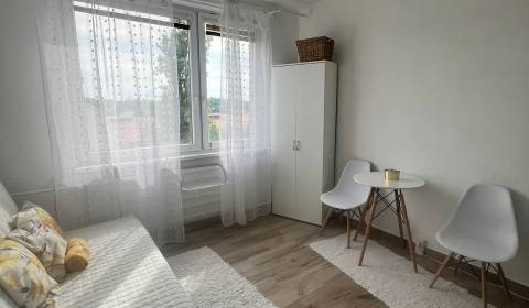 Rent Single studio, Single studio, Dunajské nábrežie, Komárno, Slovaki