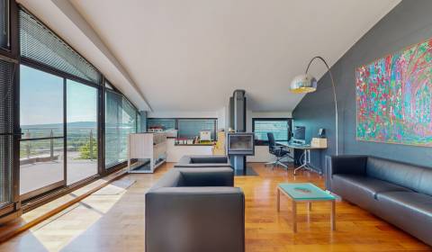 Sale Villa, Villa, Bratislava - Staré Mesto, Slovakia