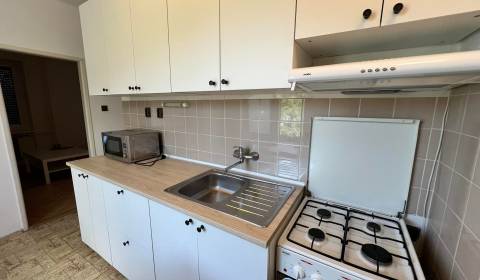 Sale One bedroom apartment, One bedroom apartment, Mederčská, Komárno,