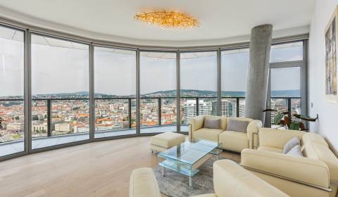 Exclusive 2bdr apt 89m2, with unique city view, EUROVEA TOWER