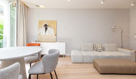 Beautiful designer 1-room apartment in the center