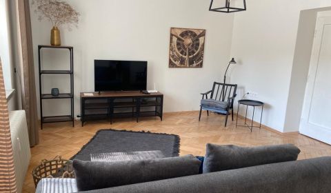 For rent 2-bedroom apartment for rent, AC, Nitra -center