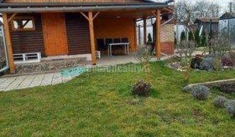 Sale Cottage, Cottage, Robotnícka, Levice, Slovakia