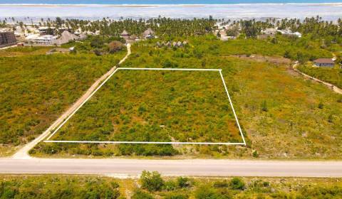 AMAZING LAND IN MAINROAD BWEJUU