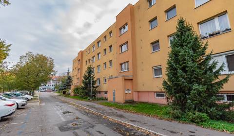 Sale Three bedroom apartment, Three bedroom apartment, Radničné nám.,