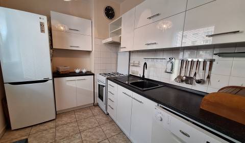 Sale Three bedroom apartment, Three bedroom apartment, Bernolákova, Pr