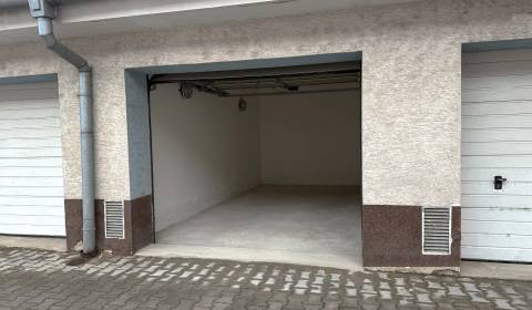 Rent Garage, Garage, Sadová, Senica, Slovakia