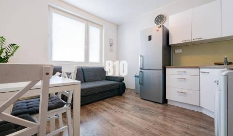 Sale Studio, Studio, Nitra, Slovakia