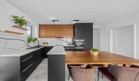 Sale Three bedroom apartment, Three bedroom apartment, Žitná, Senec, S