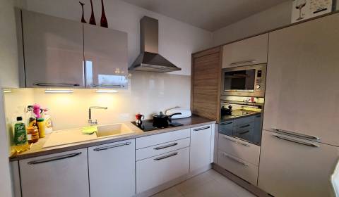 Sale Two bedroom apartment, Two bedroom apartment, Wilsonovo nábrežie,