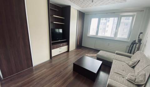 Rent Two bedroom apartment, Two bedroom apartment, Nové Zámky, Slovaki