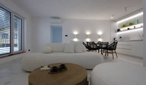 Sale Three bedroom apartment, Three bedroom apartment, Piešťany, Slova