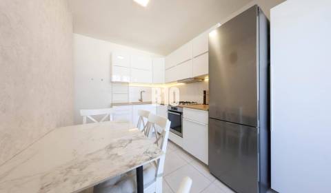 Sale Two bedroom apartment, Two bedroom apartment, Furdekova, Bratisla