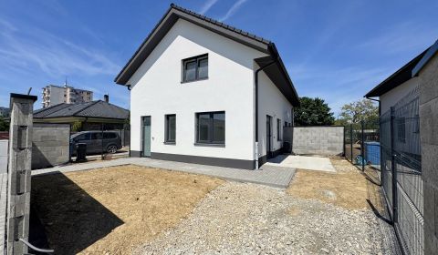Sale Two bedroom apartment, Two bedroom apartment, Záhradná, Piešťany,