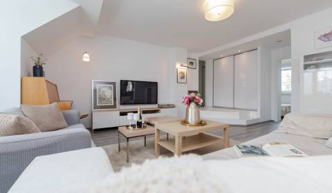 Sale Three bedroom apartment, Three bedroom apartment, Brnianska, Brat
