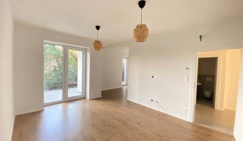 Sale Two bedroom apartment, Two bedroom apartment, Trenčianska, Bratis