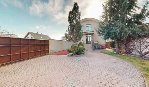 Sale Family house, Family house, Hradská, Bratislava - Vrakuňa, Slovak