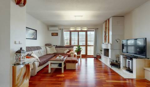 Sale Family house, Family house, Hradská, Bratislava - Vrakuňa, Slovak