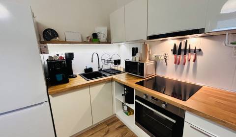 Rent Studio, Studio, S. H. Vajanského, Nové Zámky, Slovakia