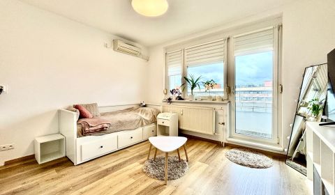 Rent Studio, Studio, Šustekova, Bratislava - Petržalka, Slovakia
