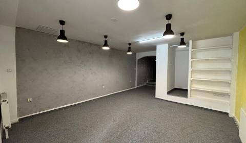 Rent Commercial premises, Commercial premises, Námestie sv. Egídia , P