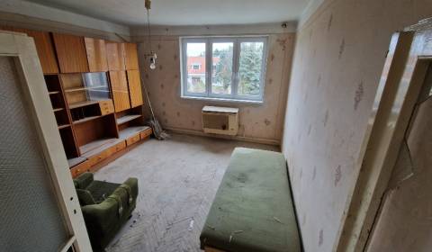 Sale Two bedroom apartment, Two bedroom apartment, Dubník, Nové Zámky,