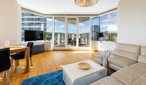RESERVED Premium 3bdr apt 100 m2, views, 2x parking, PANORAMA TOWERS