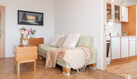 Sale Two bedroom apartment, Two bedroom apartment, Soblahovská, Trenčí
