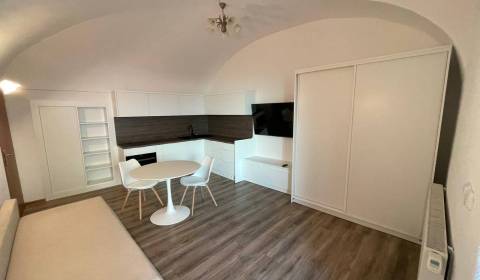 Rent Single studio, Single studio, Scherffelova, Poprad, Slovakia