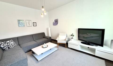 Rent Two bedroom apartment, Two bedroom apartment, Mudrochova, Senica,