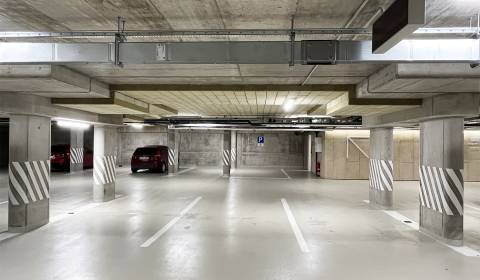 Rent Garage, Garage, Račianska, Bratislava - Nové Mesto, Slovakia