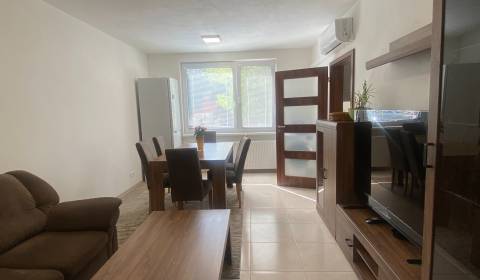 Sale Two bedroom apartment, Two bedroom apartment, Štefánikova, Nitra,