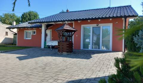 Luxurious Family Home with Modern Amenities in Dolná Krupá