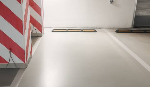 Sale Garage, Garage, Napervilská, Nitra, Slovakia