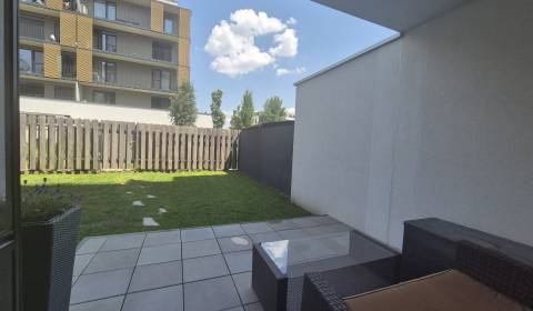 Rent One bedroom apartment, One bedroom apartment, Fialová, Bratislava