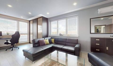 Sale Three bedroom apartment, Three bedroom apartment, Brezová, Malack